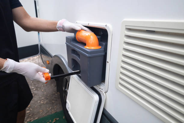 Best Portable restroom trailer rental  in Bellville, TX